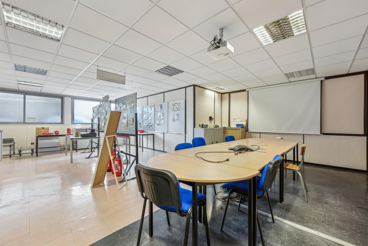 Local d'activité Chennevières-sur-Marne 1947m² Vente local d'activité Chennevières-sur-Marne Val-de-Marne OVACT2532061 3